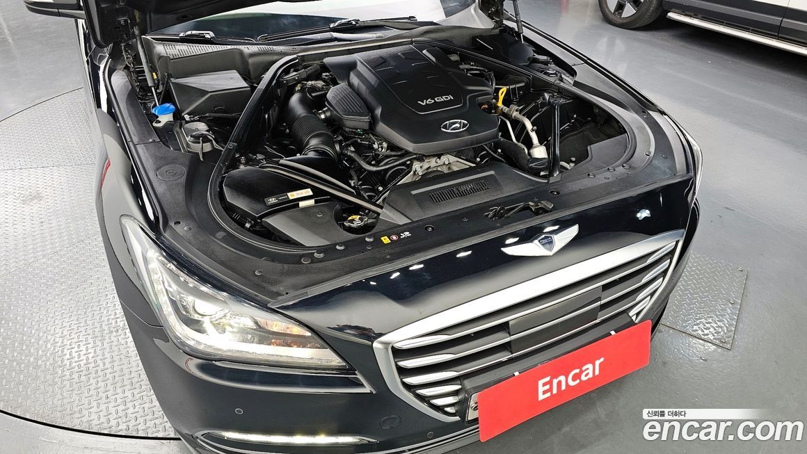 Hyundai Genesis 2016