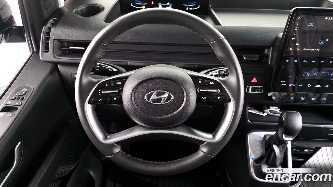 Hyundai Staria 2023