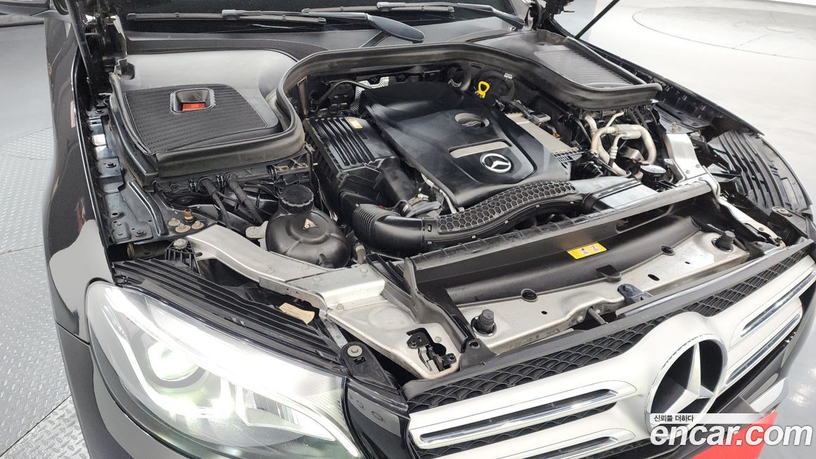 Mercedes-Benz GLC-Class 2019