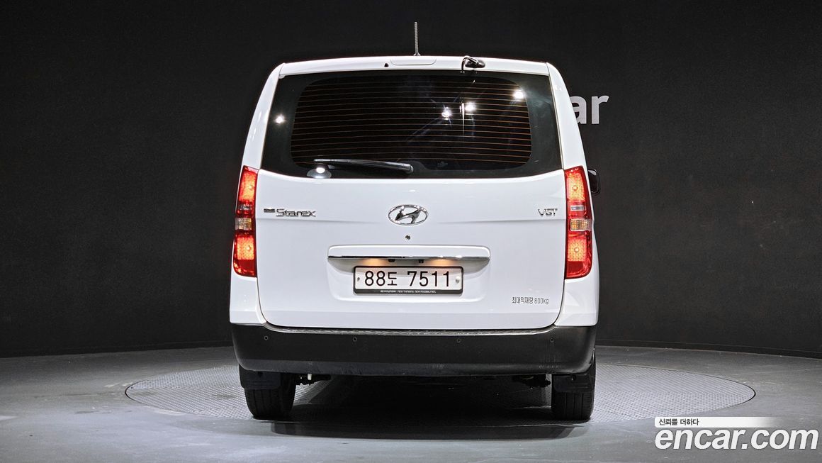 Hyundai Starex 2021