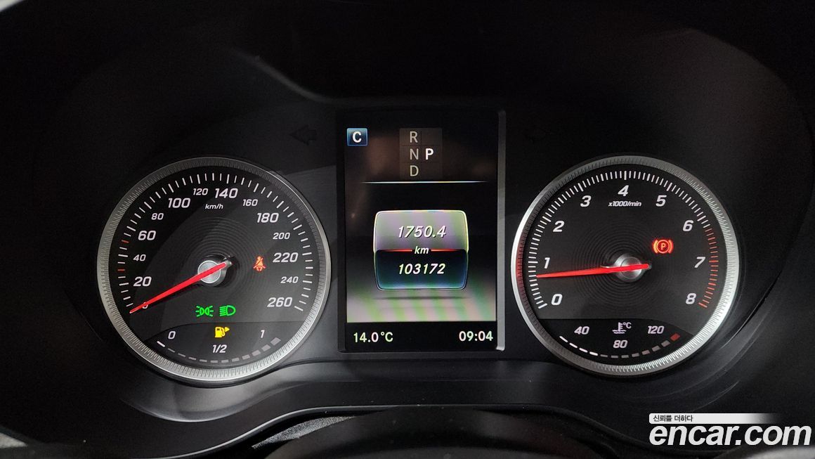 Mercedes-Benz GLC-Class 2019