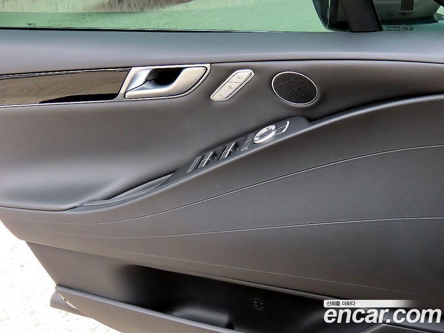 Genesis G80 2021