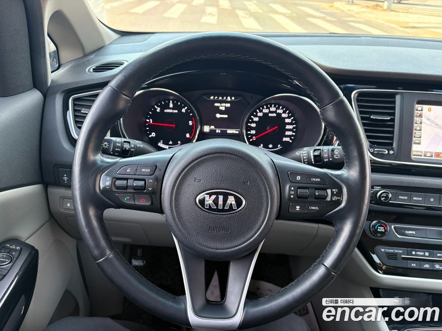 Kia Canival 2018
