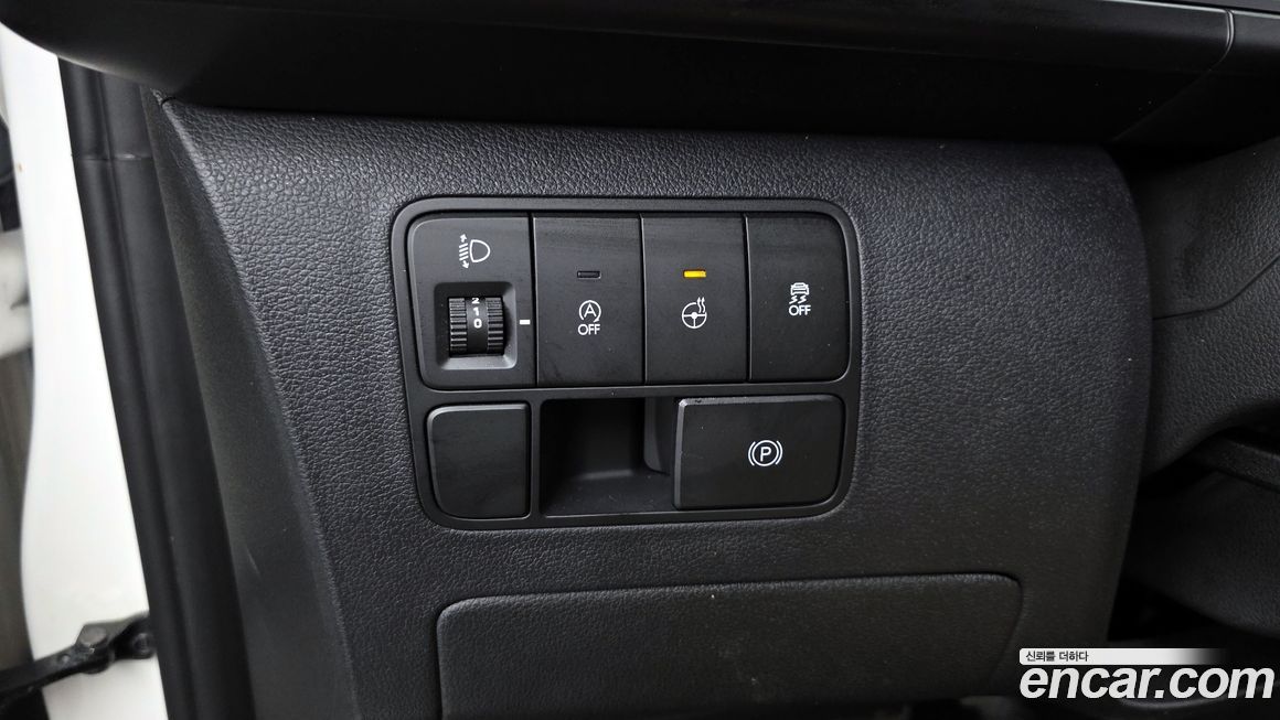 Hyundai Staria 2023