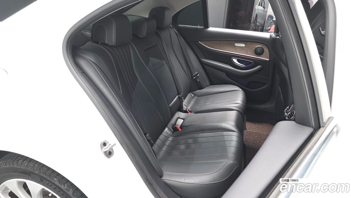 Mercedes-Benz E-Class 2019