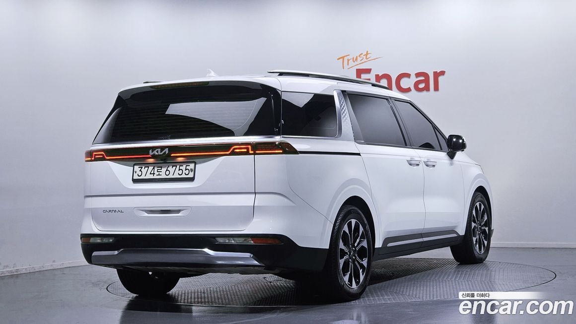 Kia Canival 2021