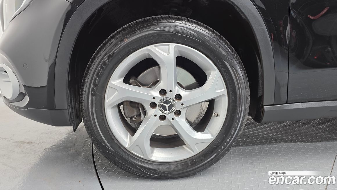 Mercedes-Benz GLA-Class 2018