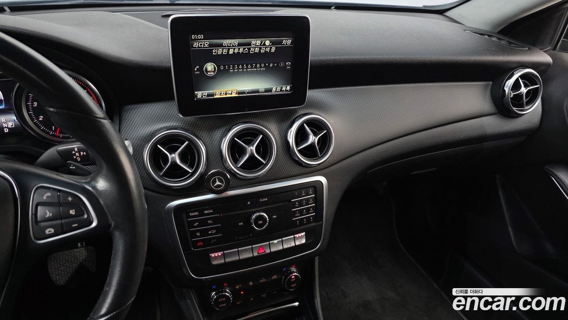 Mercedes-Benz GLA-Class 2018