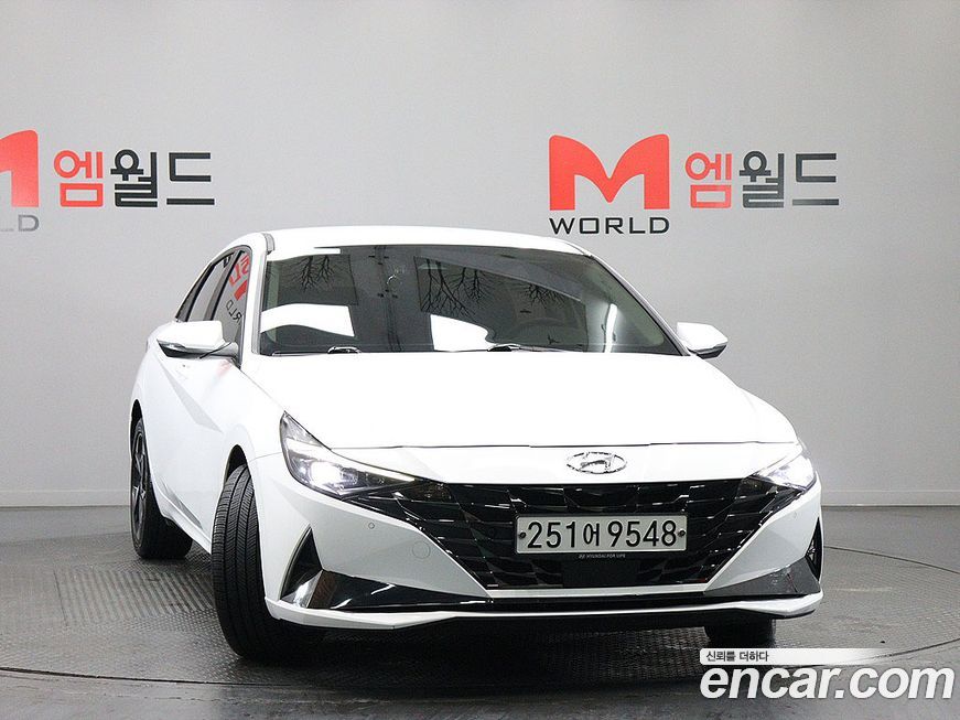 Hyundai AVANTE 2021