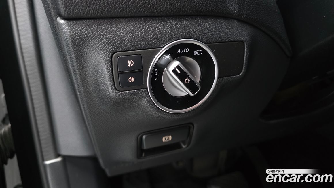 Mercedes-Benz GLA-Class 2018