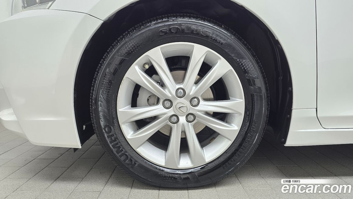 Lexus CT200h 2016