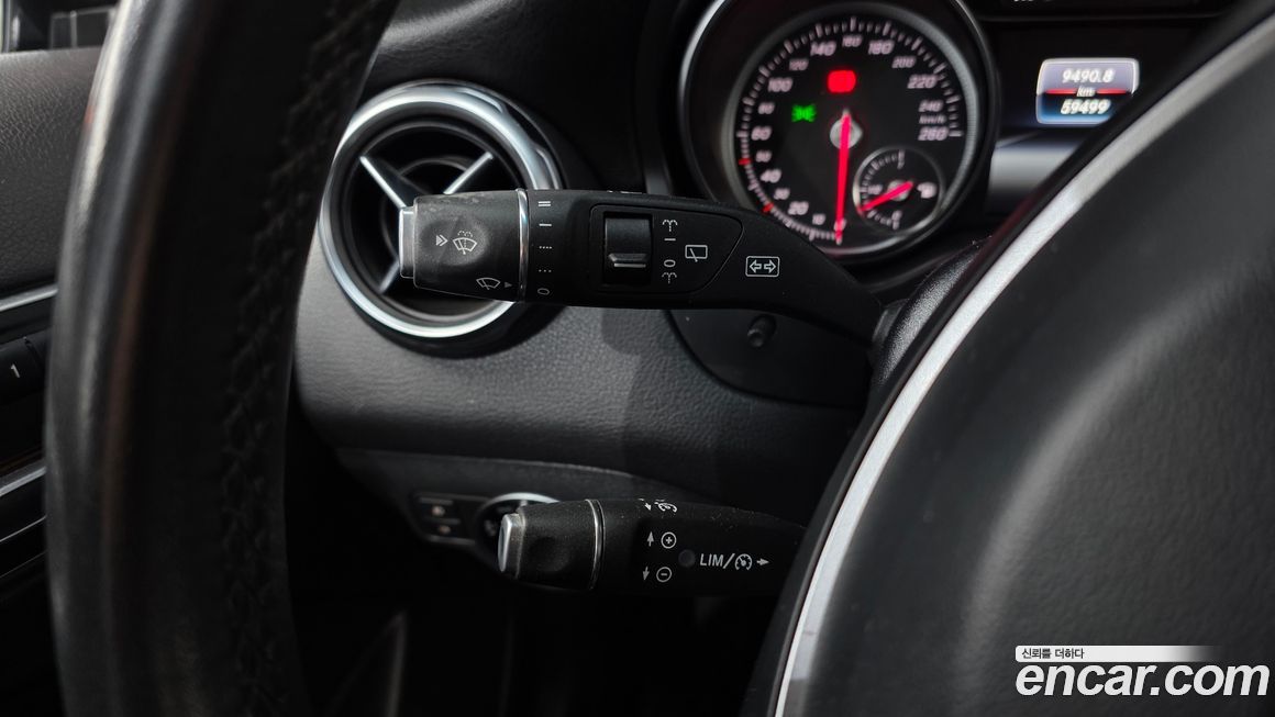 Mercedes-Benz GLA-Class 2018