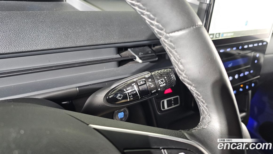 Hyundai Staria 2025