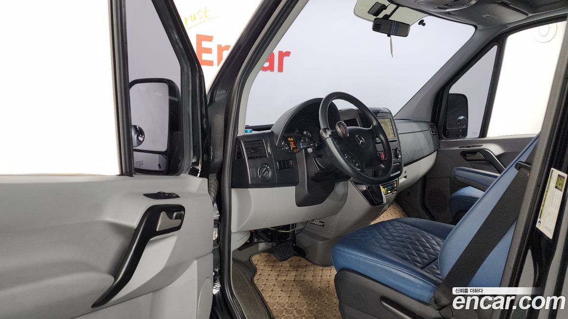 Mercedes-Benz Sprinter 2012