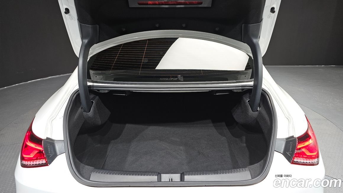 Mercedes-Benz CLA-Class 2020