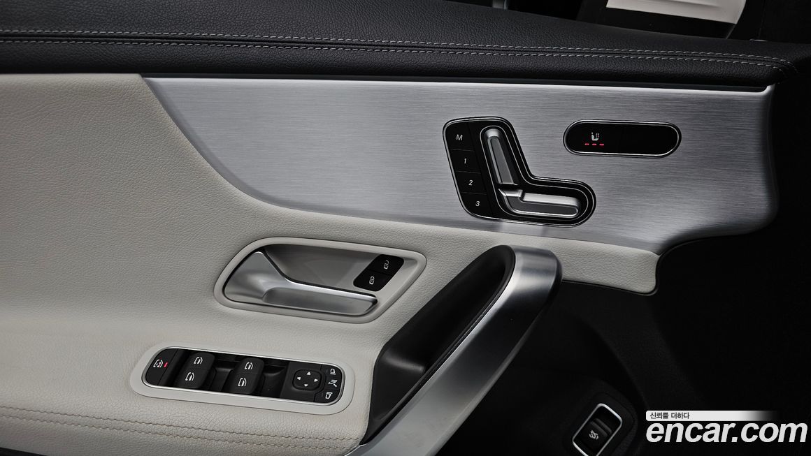 Mercedes-Benz CLA-Class 2020