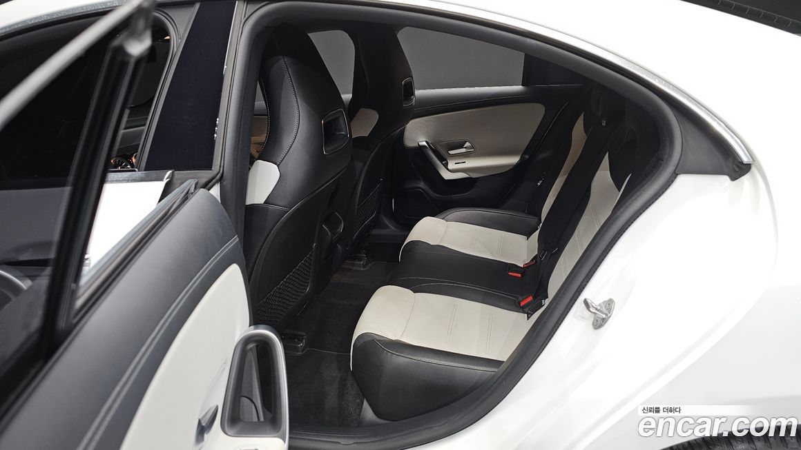 Mercedes-Benz CLA-Class 2020