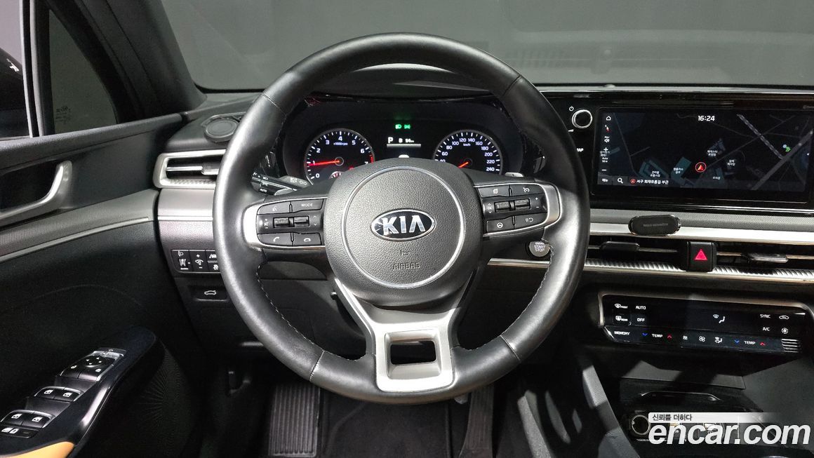 Kia K5 2021