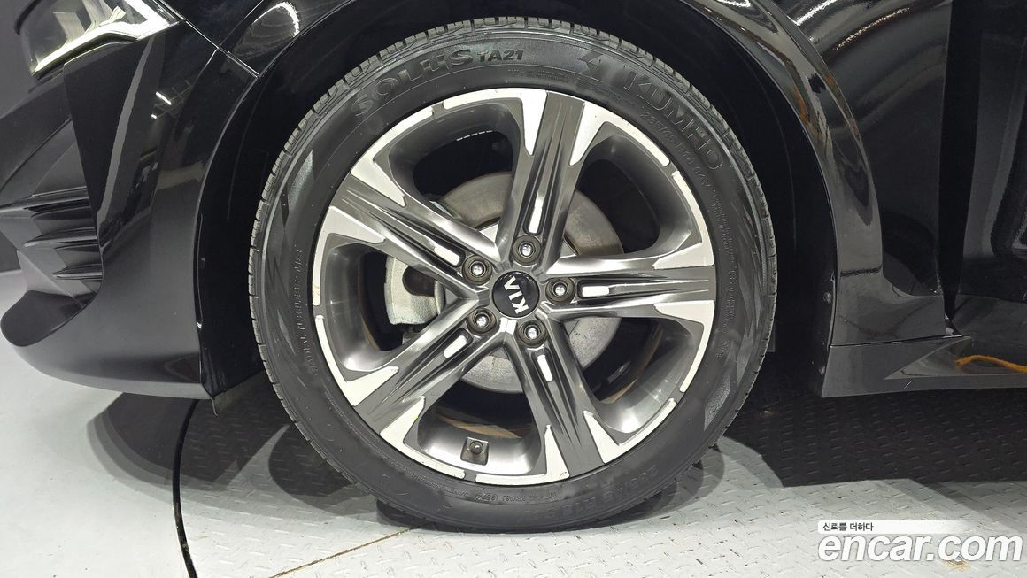 Kia K5 2021