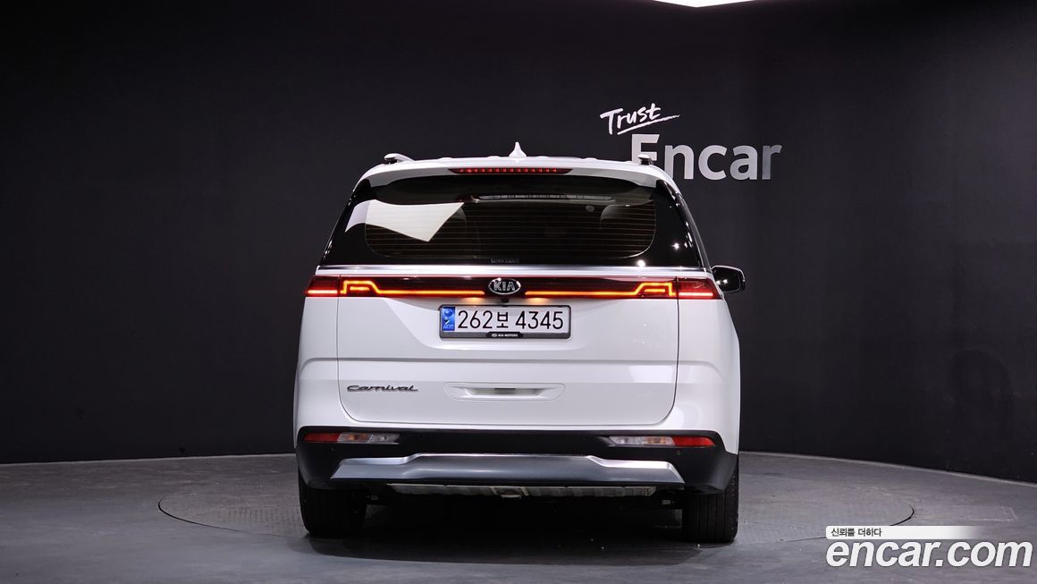 Kia Canival 2021
