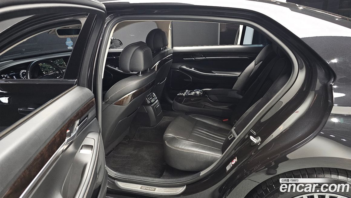 Genesis G90 2019