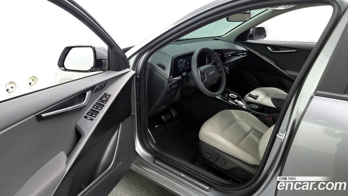 Kia Niro 2025