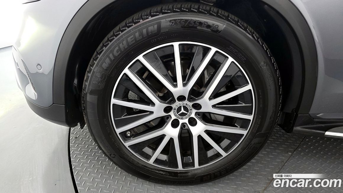 Mercedes-Benz GLC-Class 2020