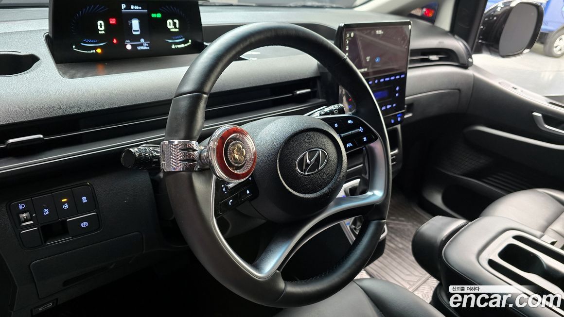 Hyundai Staria 2023