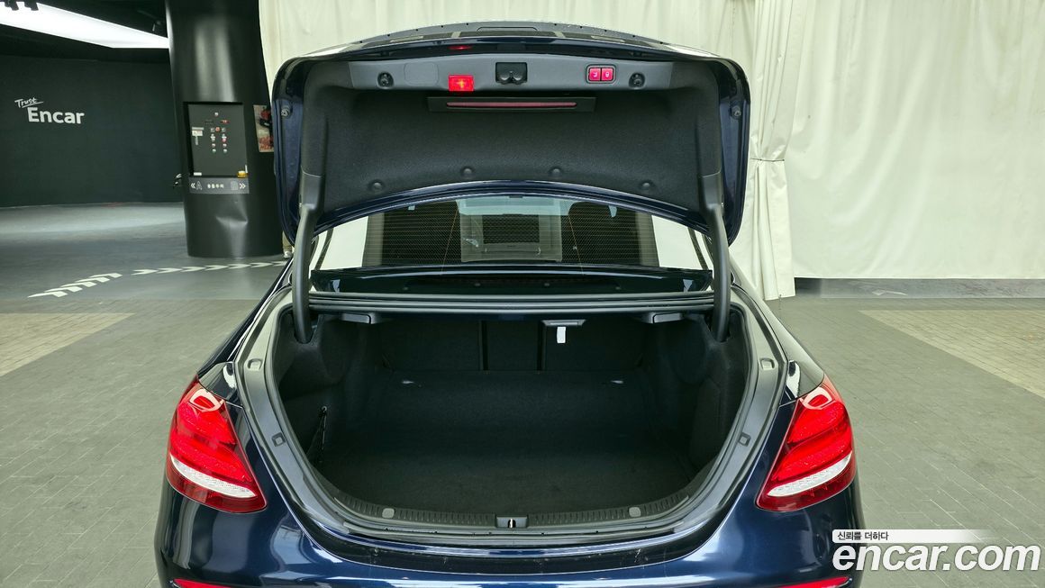 Mercedes-Benz E-Class 2019