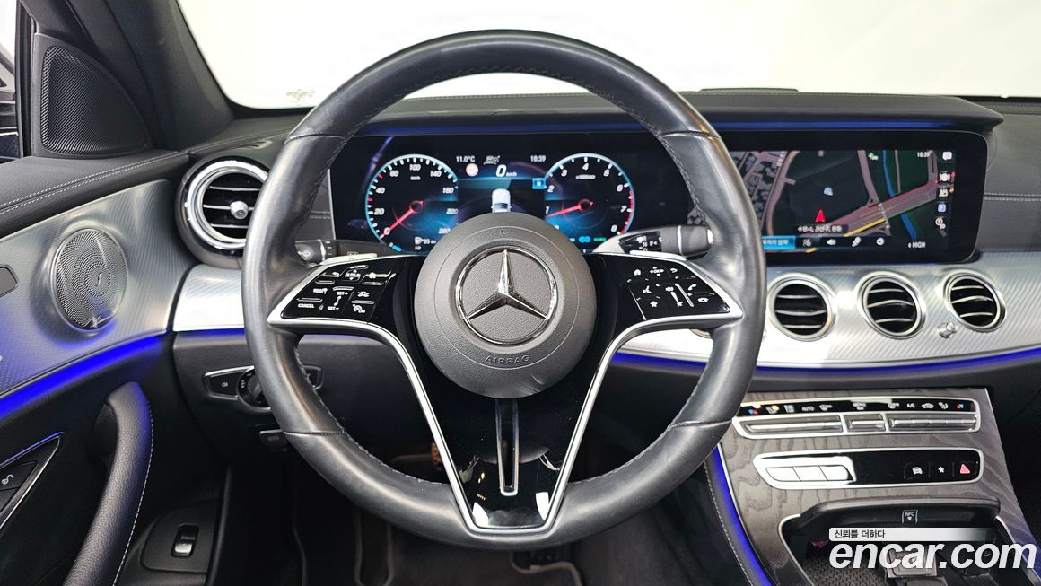 Mercedes-Benz E-Class 2021