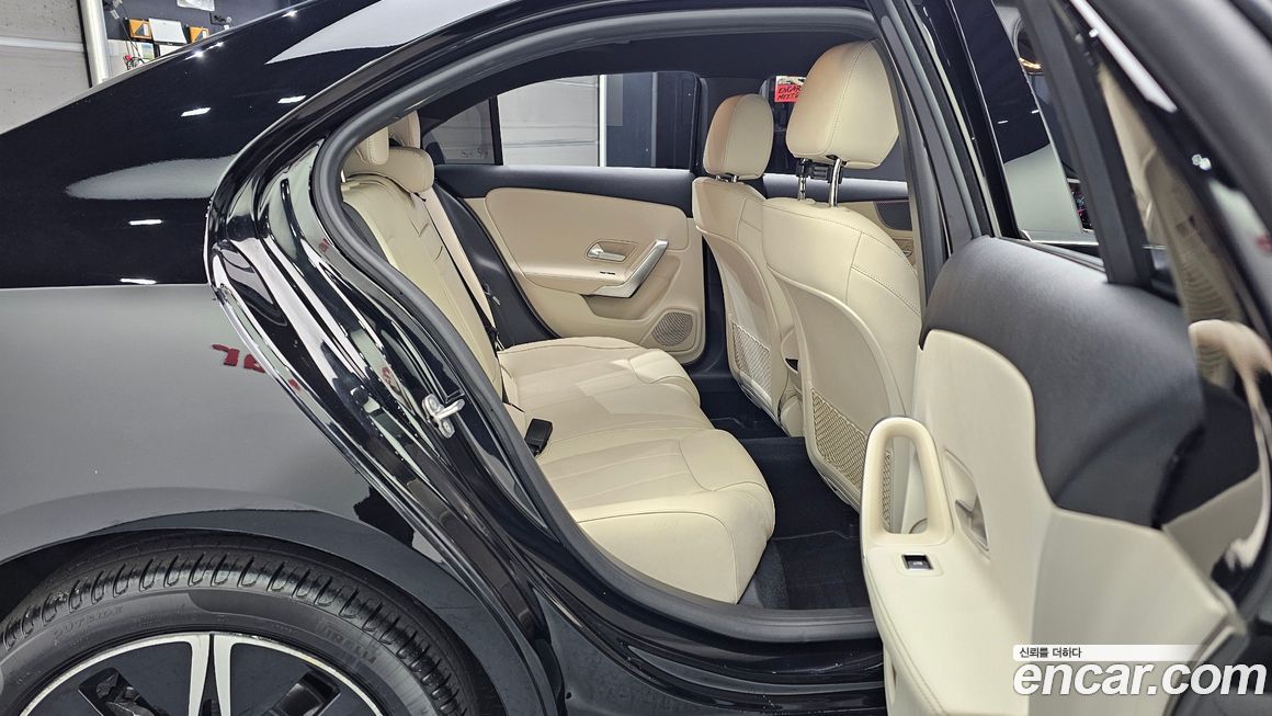 Mercedes-Benz A-Class 2025