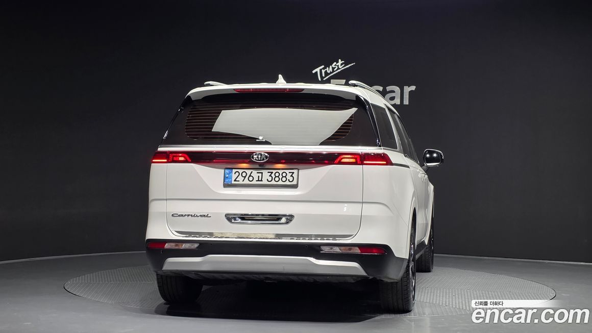 Kia Canival 2021