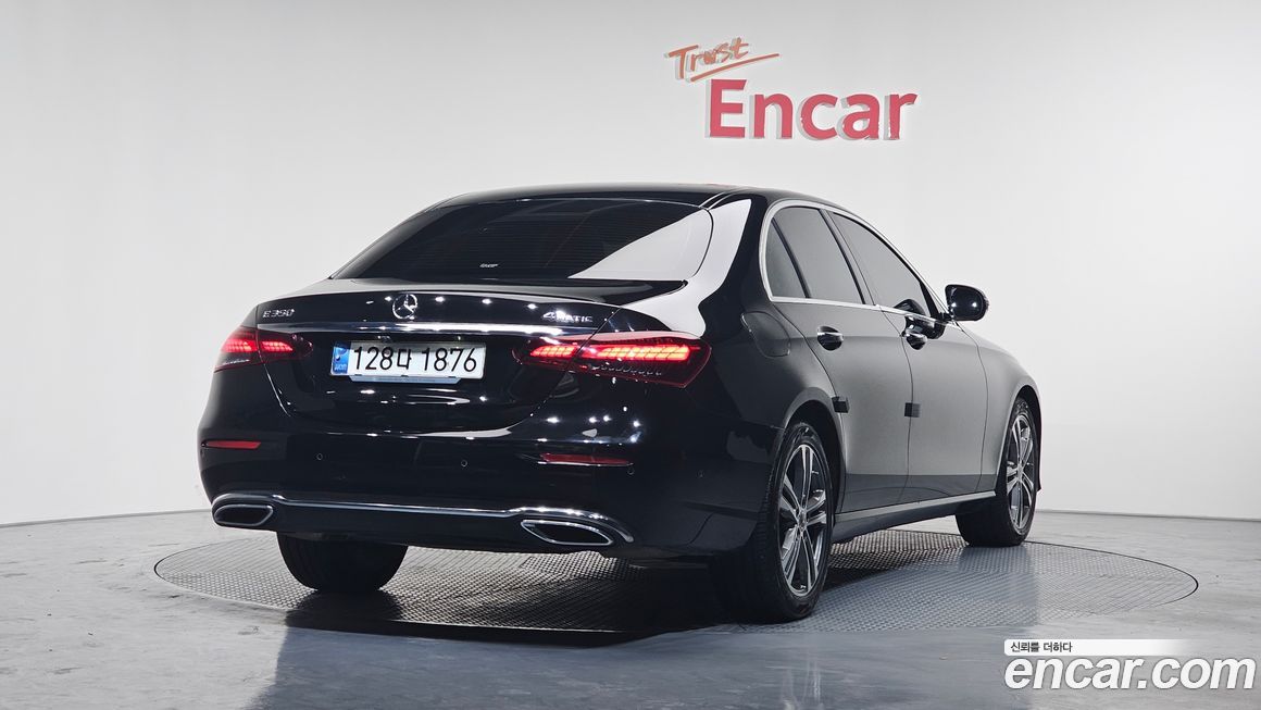 Mercedes-Benz E-Class 2021