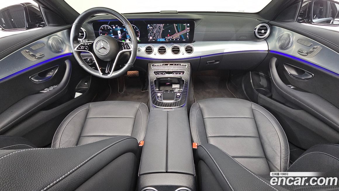 Mercedes-Benz E-Class 2021