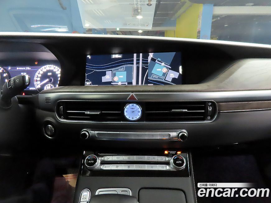 Genesis G90 2020