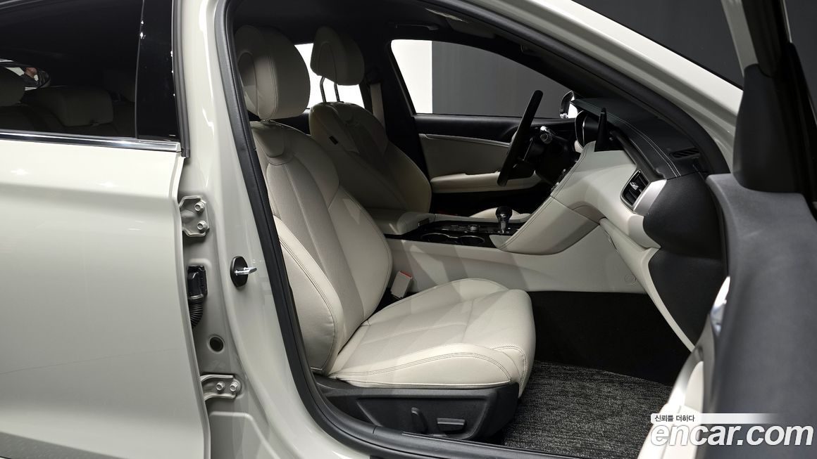 Genesis G70 2024