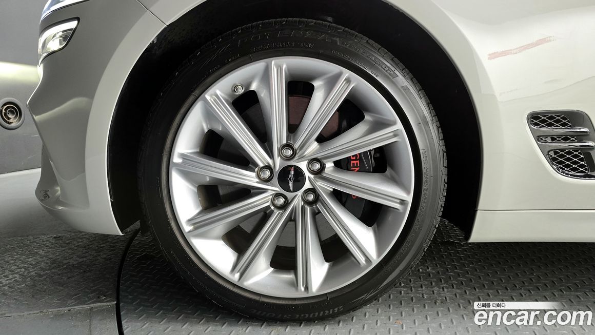 Genesis G70 2024