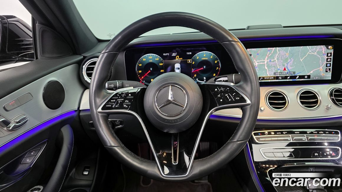 Mercedes-Benz E-Class 2021