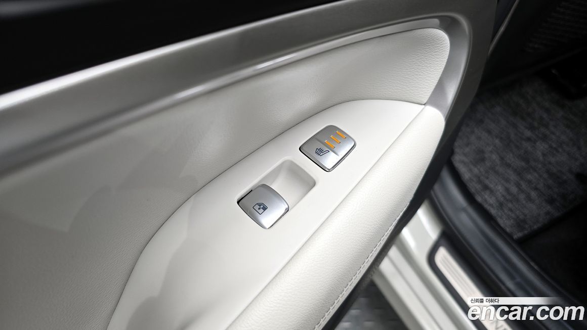 Genesis G70 2024