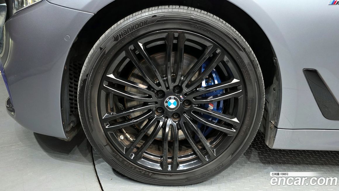 BMW 5-Series 2018