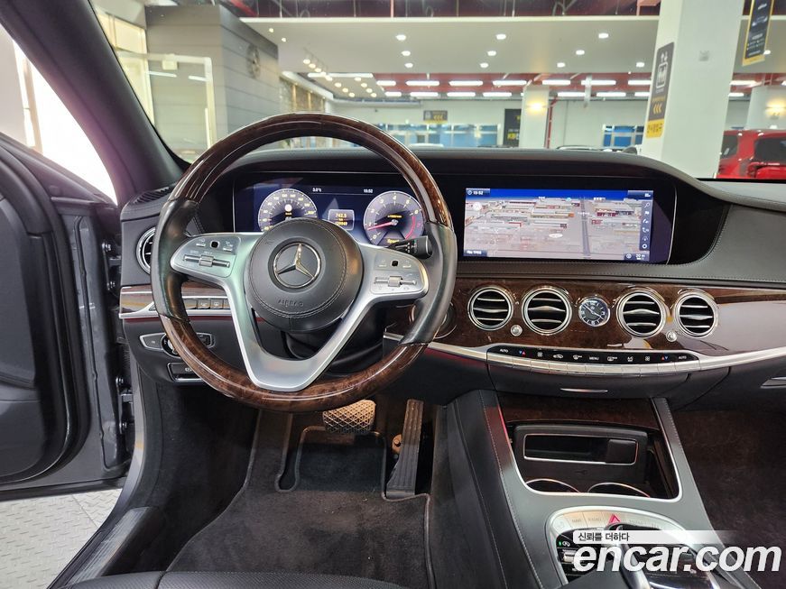 Mercedes-Benz S-Class 2018
