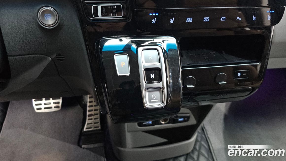Hyundai Staria 2022