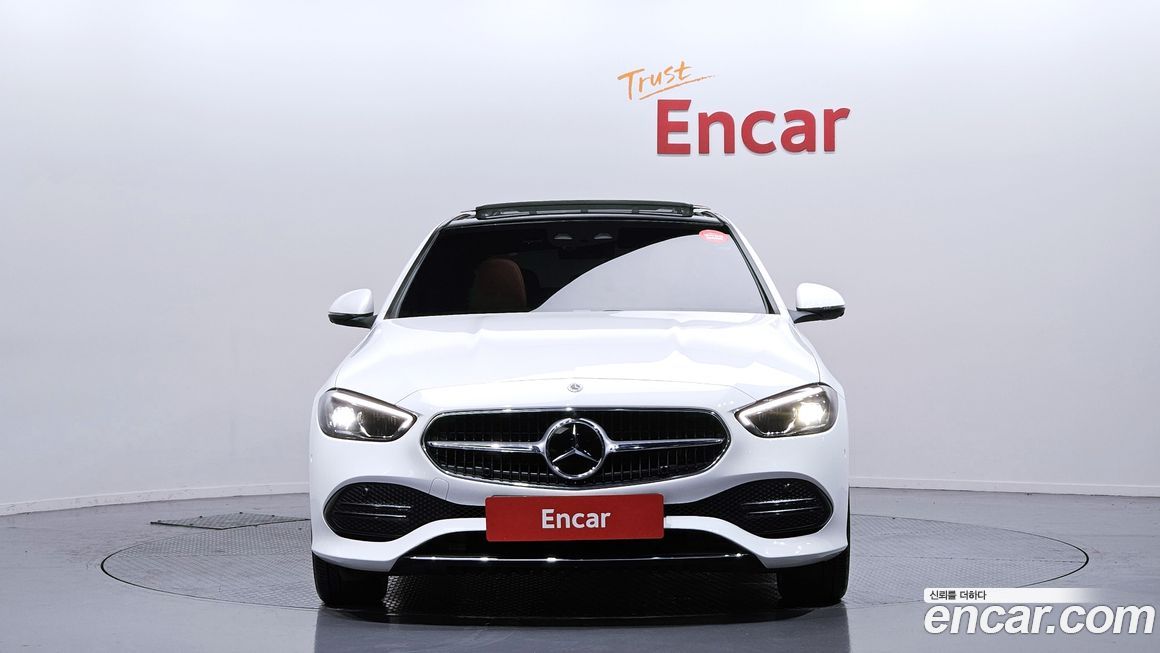 Mercedes-Benz C-Class 2023