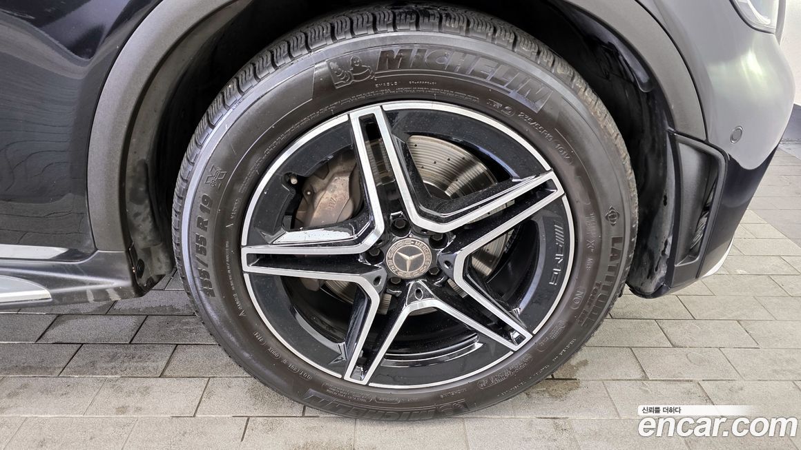 Mercedes-Benz GLC-Class 2020