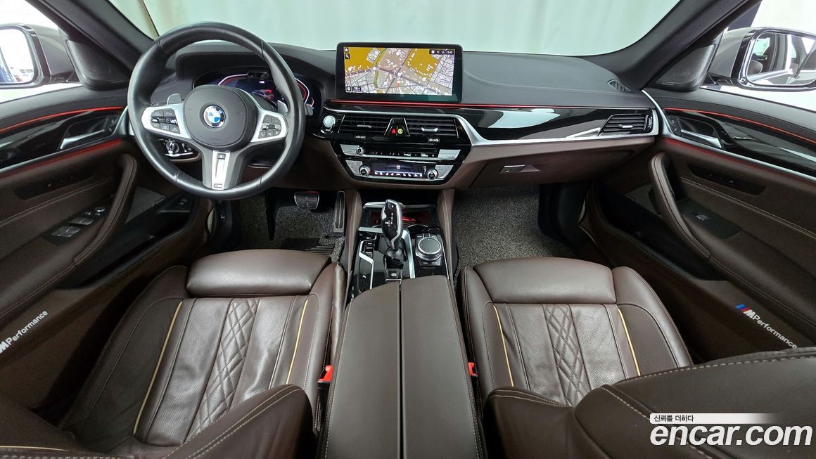 BMW 5-Series 2022