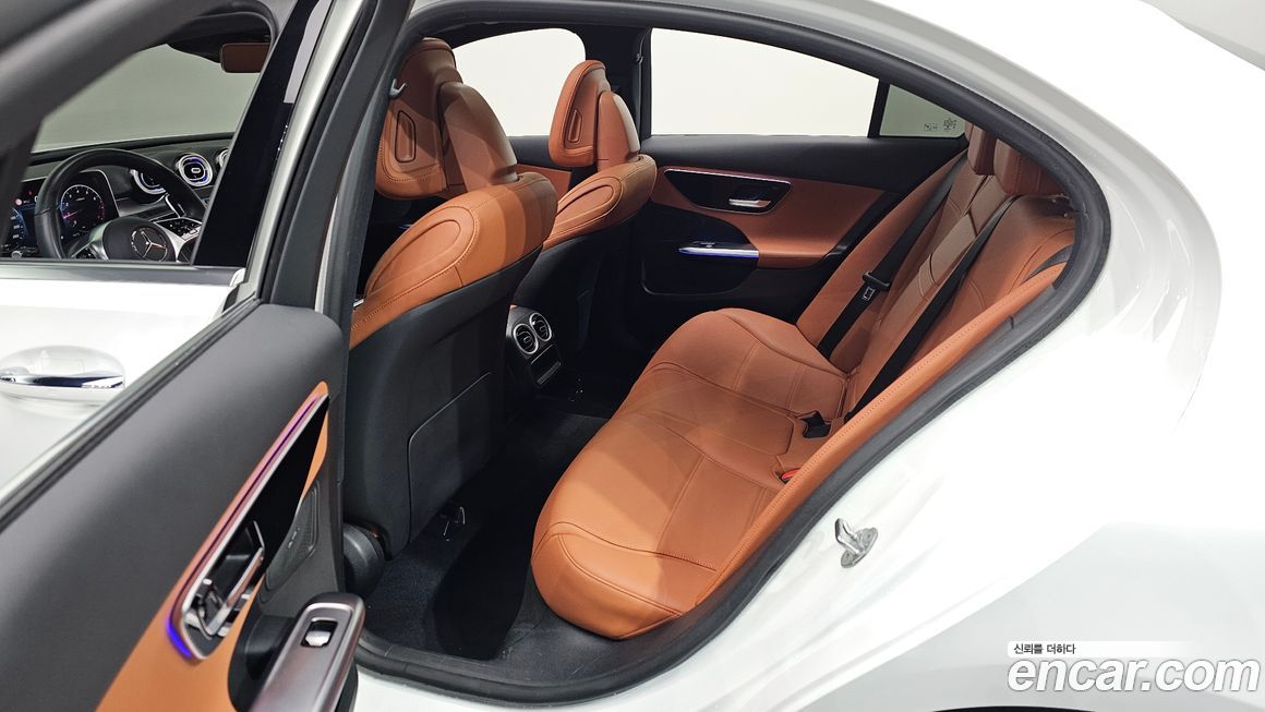 Mercedes-Benz C-Class 2023