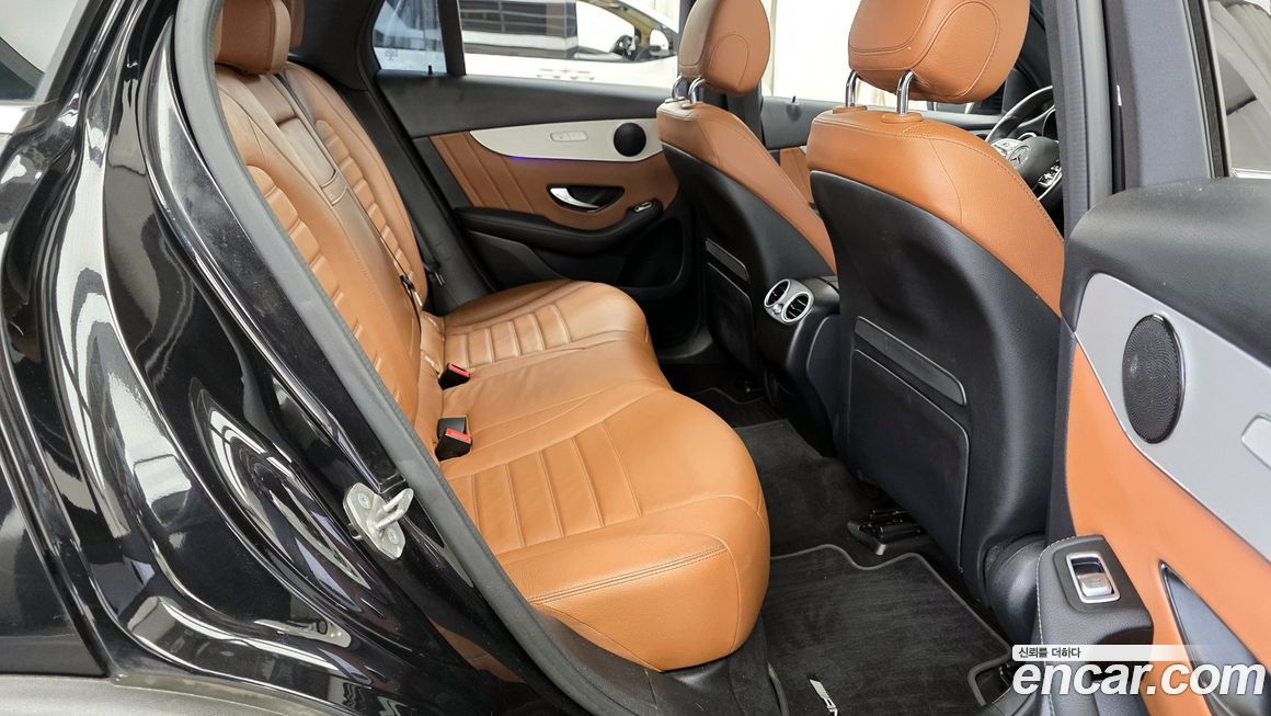 Mercedes-Benz GLC-Class 2020