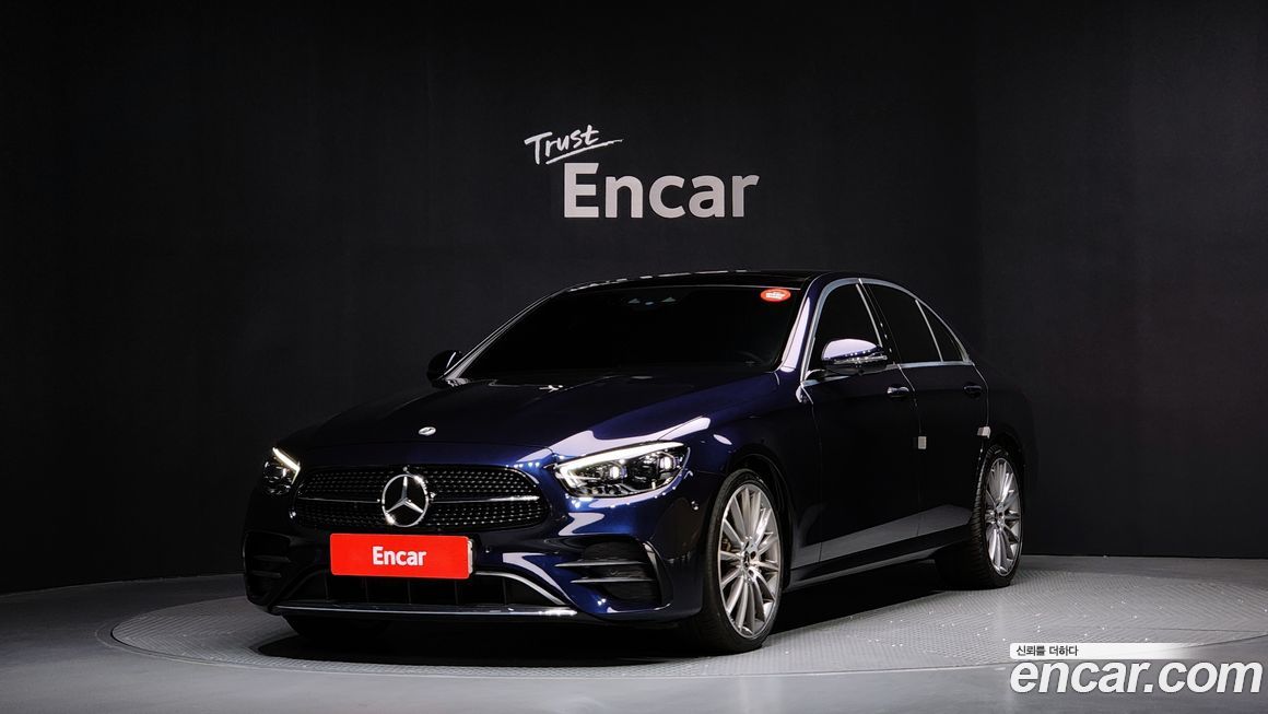 Mercedes-Benz E-Class 2022