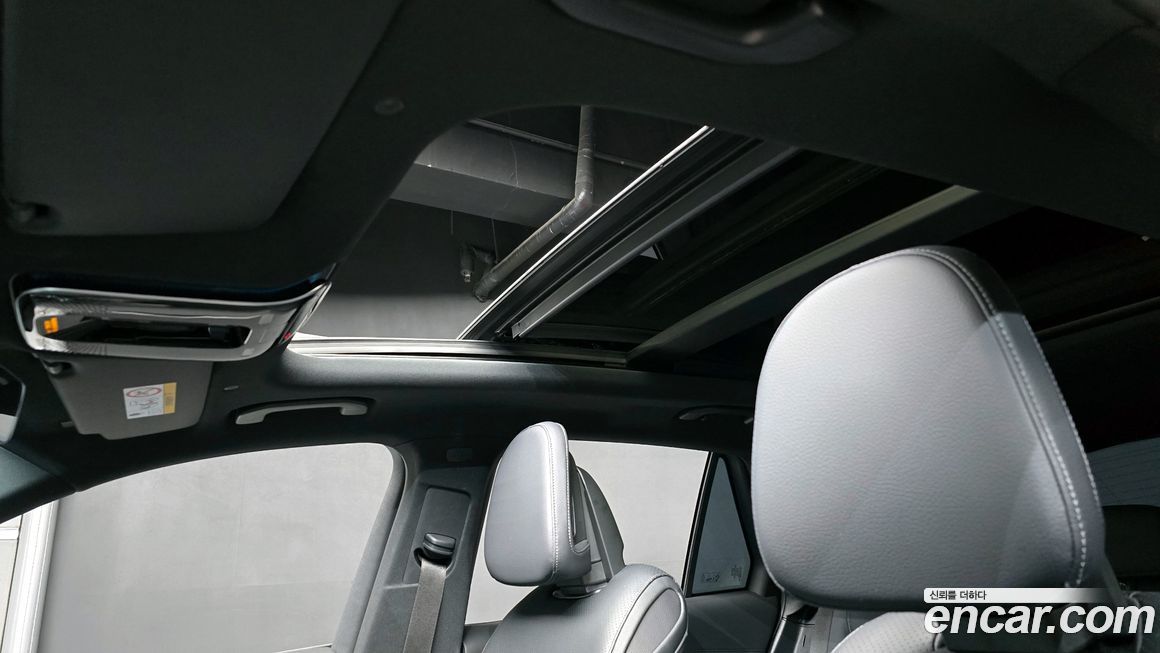 Mercedes-Benz GLC-Class 2025