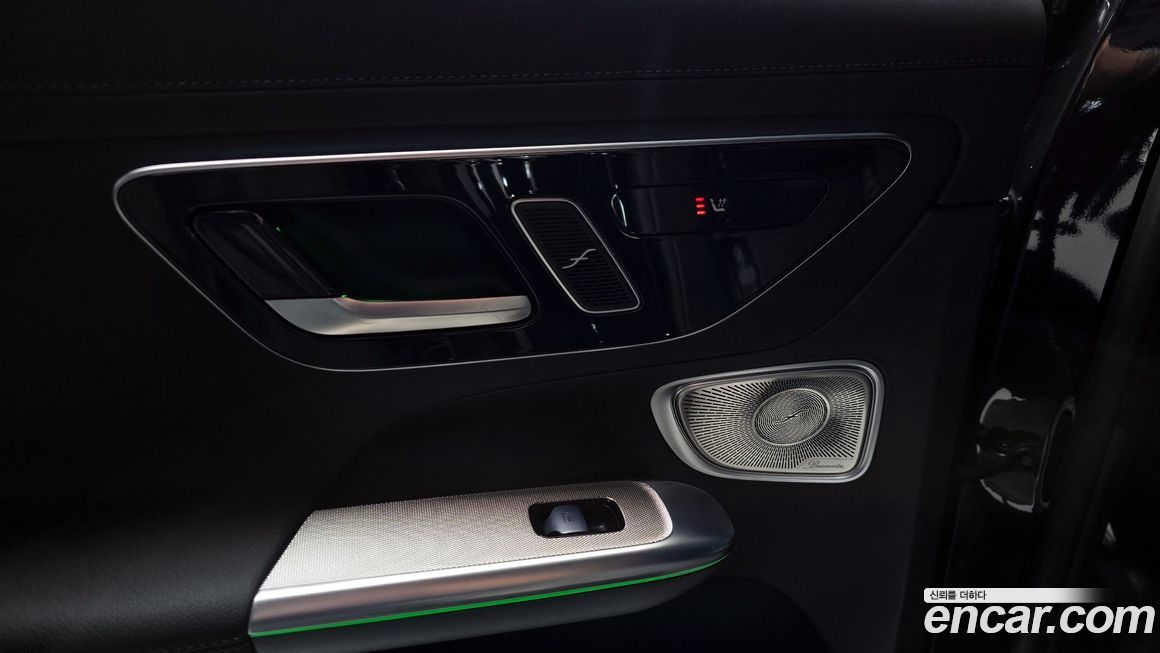 Mercedes-Benz GLC-Class 2025